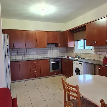 דירה Parlena Latsia *